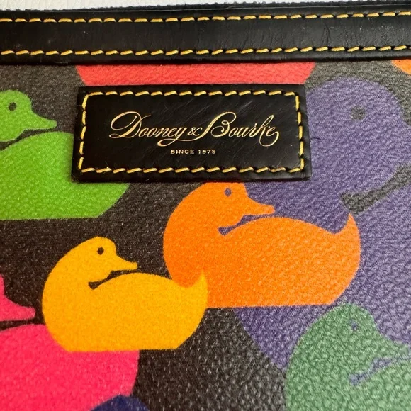 Dooney & Bourke wonder ducks wristlet - Picture 2 of 12